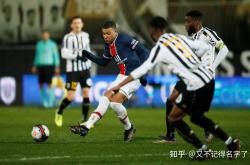 开云体育APP下载-巴黎圣日耳曼2-1击败曼联，提前锁定小组第一！