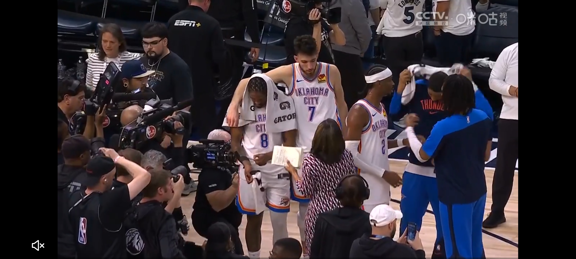 勇士惨败雷霆遭遇六连败