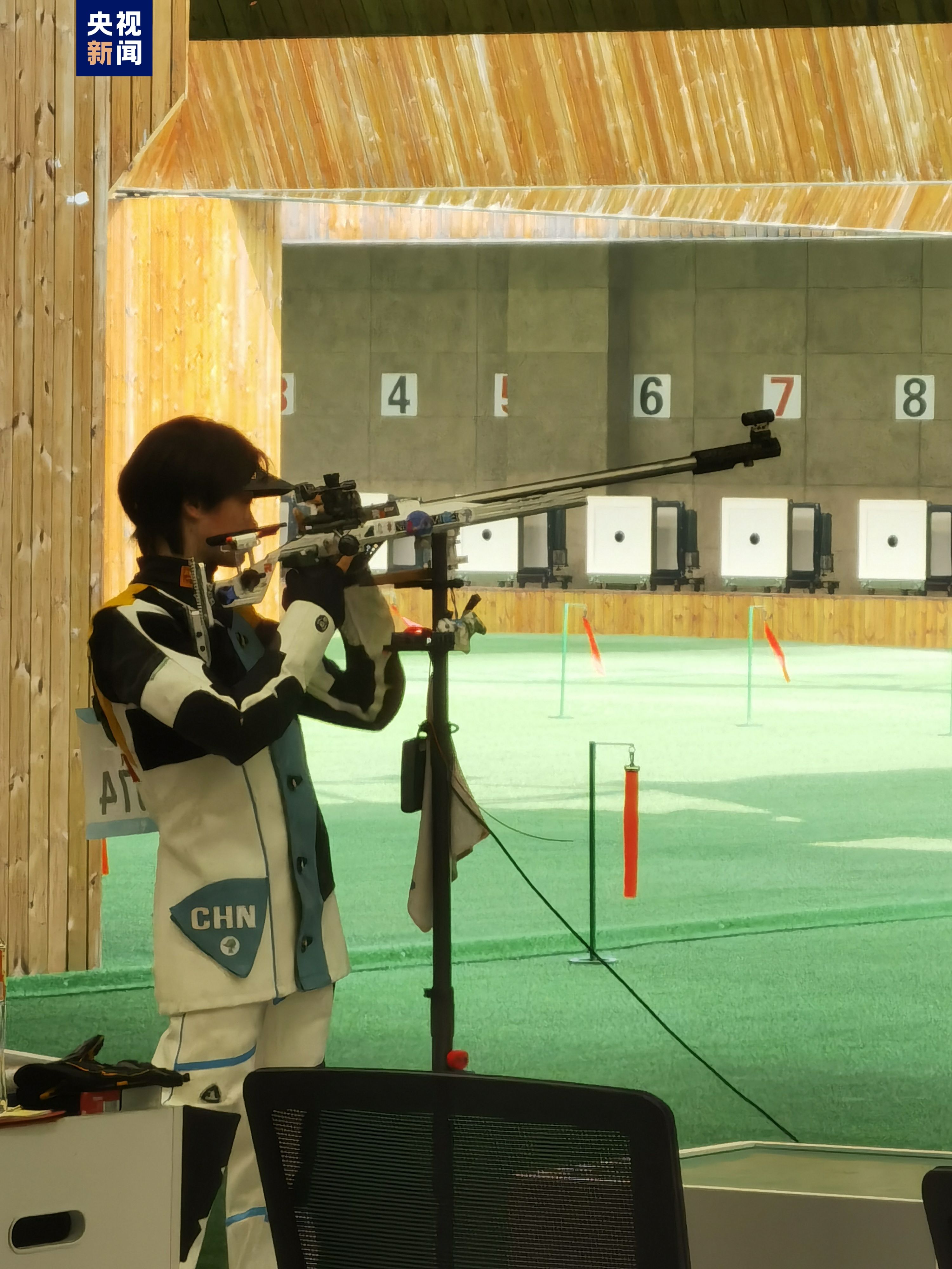 包含中国运动员再次包揽亚运会射击项目金牌的词条
